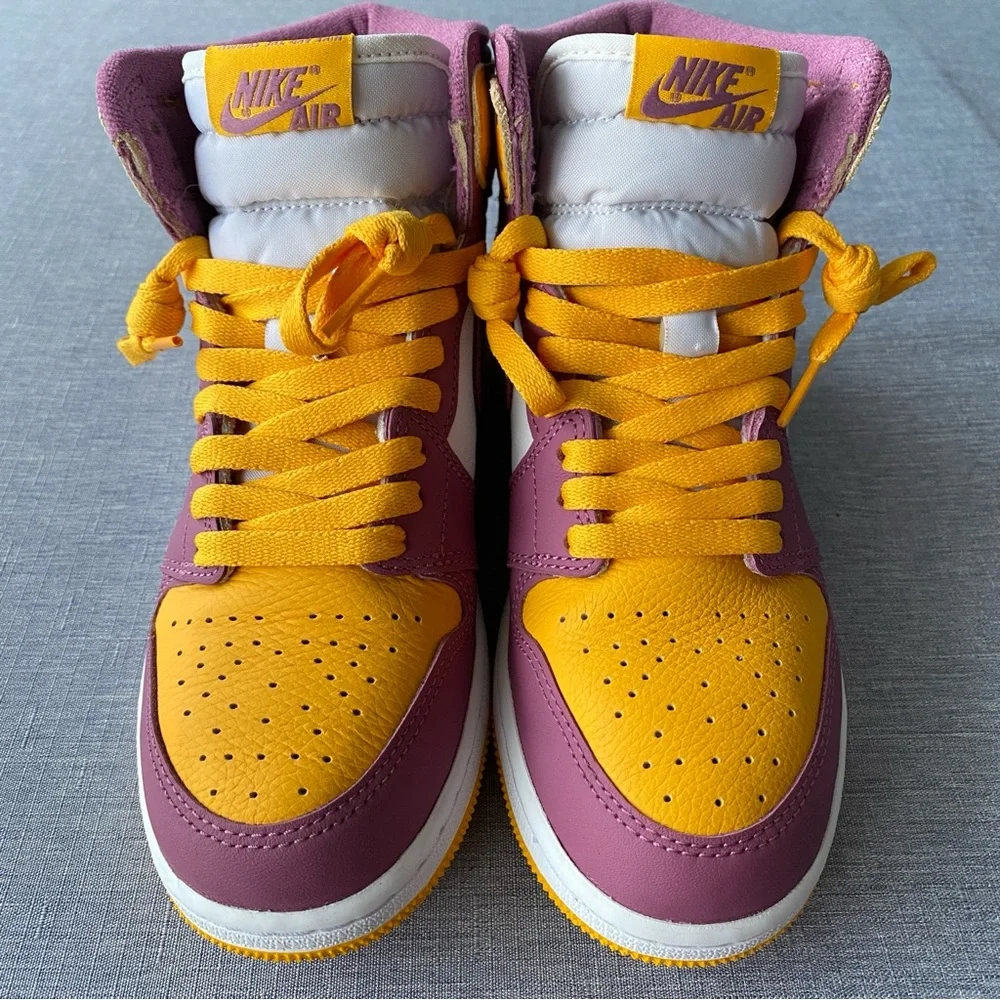 Nike | Air Jordan 1 Retro High OG "Brotherhood" sneakers - Picture 5 of 16